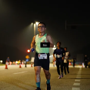 Runner Photo 7405335