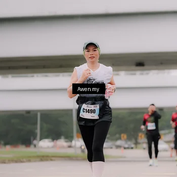 Runner Photo 7405347
