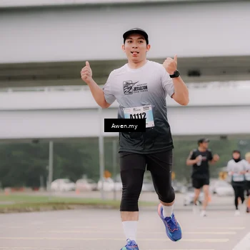 Runner Photo 7405394