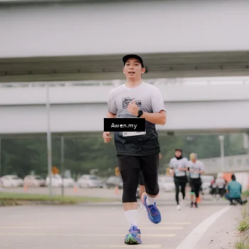 Runner Photo 7405420