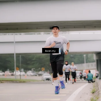 Runner Photo 7405426