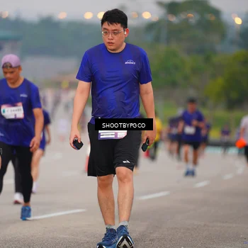 Runner Photo 7405433