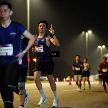 Runner Photo 7405522