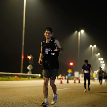 Runner Photo 7405525