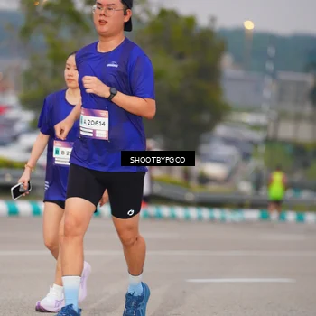 Runner Photo 7405530
