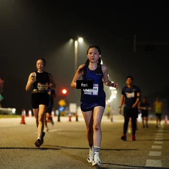 Runner Photo 7405578