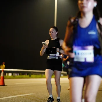Runner Photo 7405610