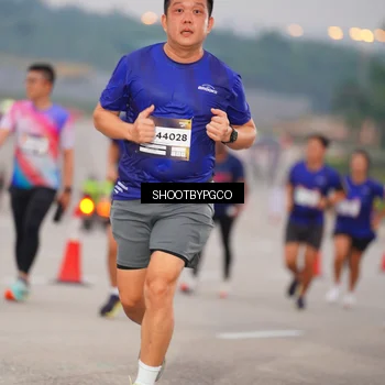 Runner Photo 7405617