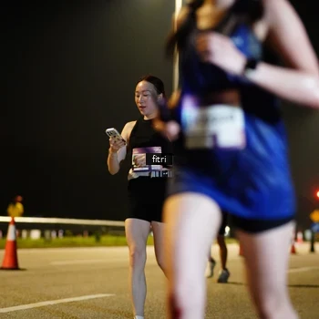 Runner Photo 7405644