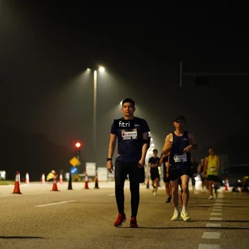 Runner Photo 7405648