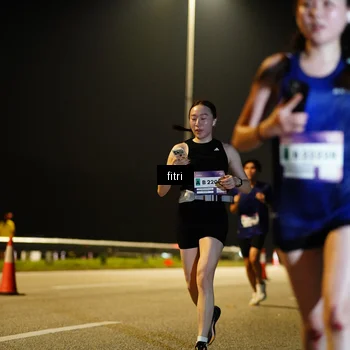 Runner Photo 7405664