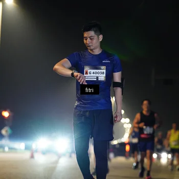 Runner Photo 7405679
