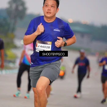 Runner Photo 7405703