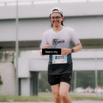 Runner Photo 7405709
