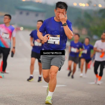 Runner Photo 7405784