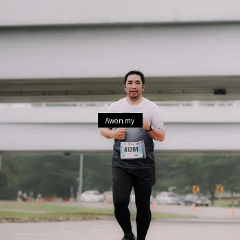 Runner Photo 7405825