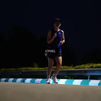 Runner Photo 7405833