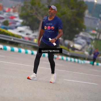 Runner Photo 7405841