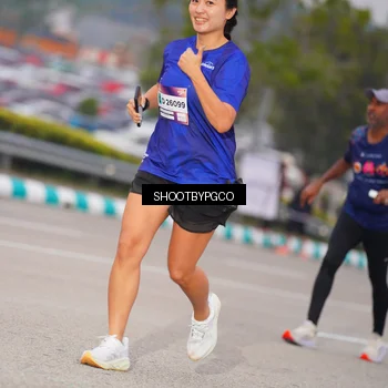 Runner Photo 7405859