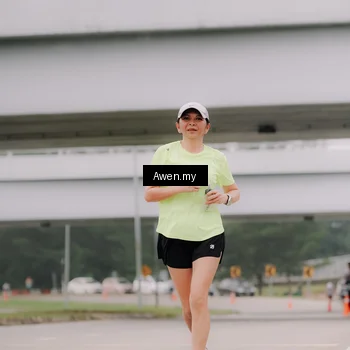 Runner Photo 7405923