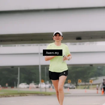 Runner Photo 7405929