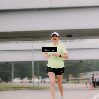 Runner Photo 7405939