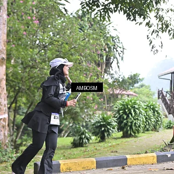 Runner Photo 7405942