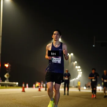 Runner Photo 7405965