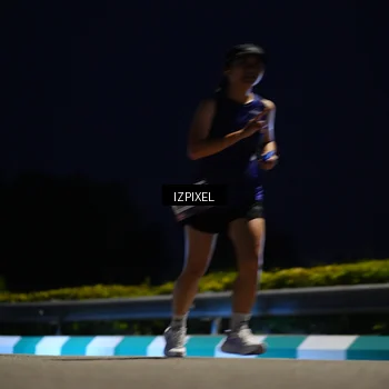 Runner Photo 7405972