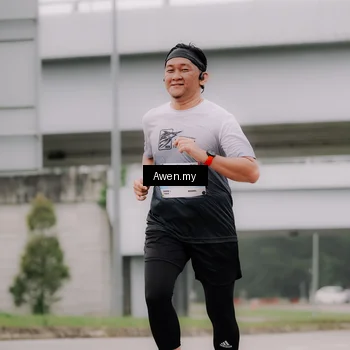 Runner Photo 7405974