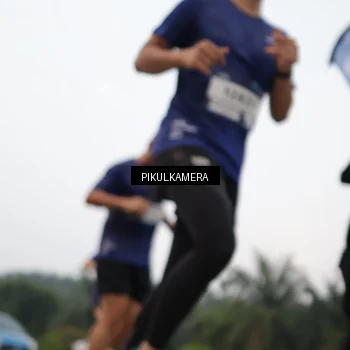 Runner Photo 7405988