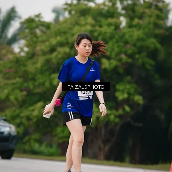 Runner Photo 7405990