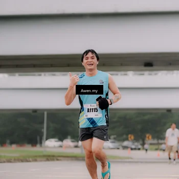 Runner Photo 7406039