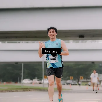 Runner Photo 7406050