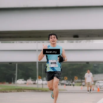Runner Photo 7406064