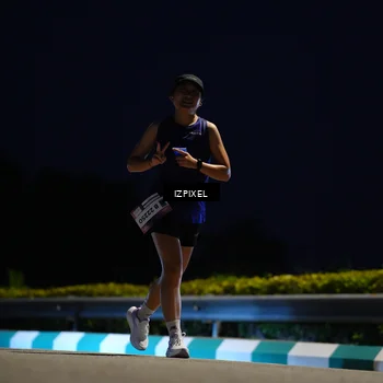Runner Photo 7406118