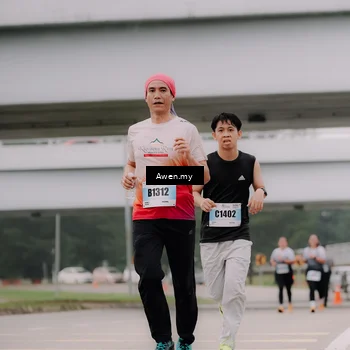 Runner Photo 7406147