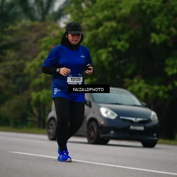 Runner Photo 7406156