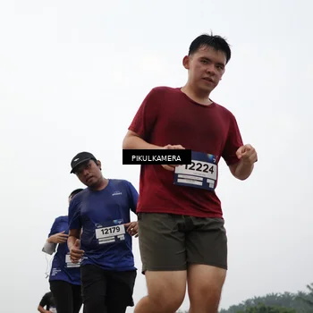 Runner Photo 7406194