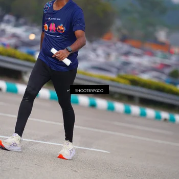 Runner Photo 7406197