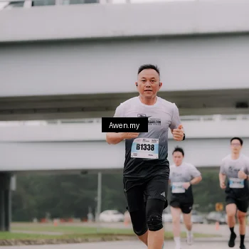 Runner Photo 7406225