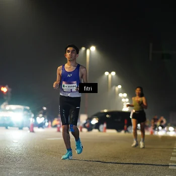 Runner Photo 7406230