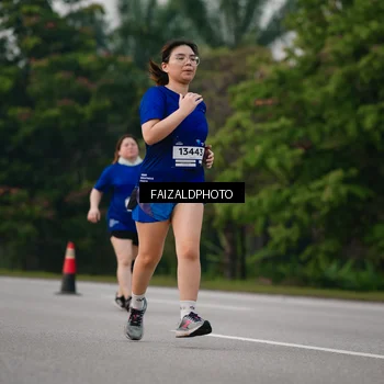 Runner Photo 7406237