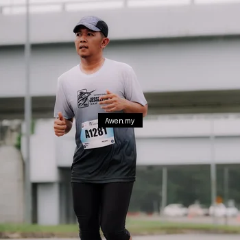 Runner Photo 7406244