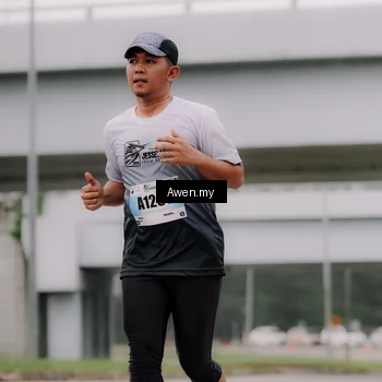 Runner Photo 7406254