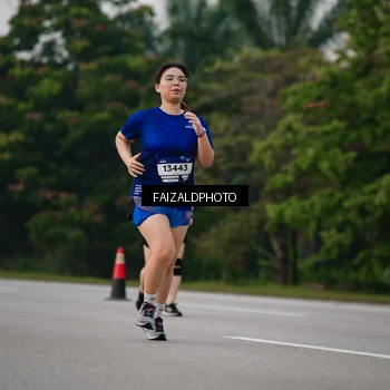 Runner Photo 7406261