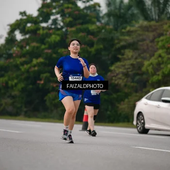 Runner Photo 7406271