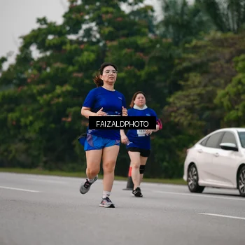 Runner Photo 7406294