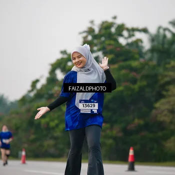 Runner Photo 7406334