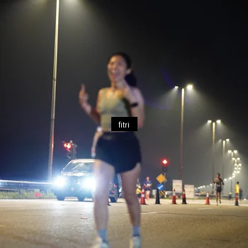 Runner Photo 7406348